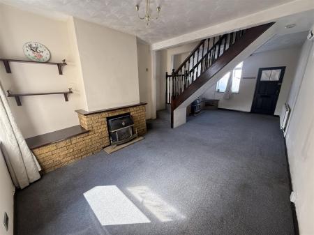 2 bedroom Terraced House for sale in Waterloo Street, Burton-On-Trent