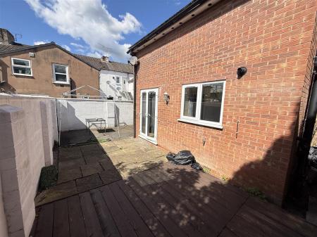 2 bedroom Detached house for sale in Duke Street, Burton-On-Trent