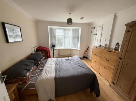 4 bedroom Detached house for sale in Moor Furlong, Stretton, Burton-On-Trent