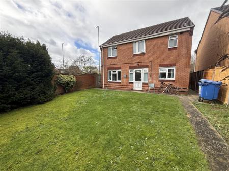 4 bedroom Detached house for sale in Moor Furlong, Stretton, Burton-On-Trent