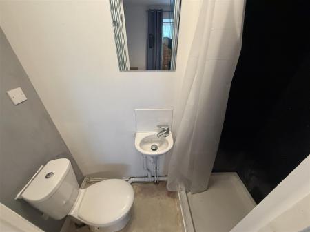 4 bedroom Detached house for sale in Moor Furlong, Stretton, Burton-On-Trent