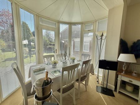 4 bedroom Detached house for sale in Burnside, Rolleston-On-Dove, Burton-On-Trent