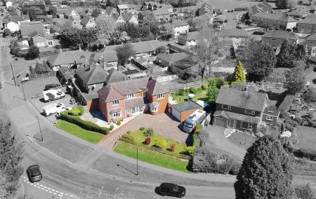 4 bedroom Detached house for sale in Burnside, Rolleston-On-Dove, Burton-On-Trent