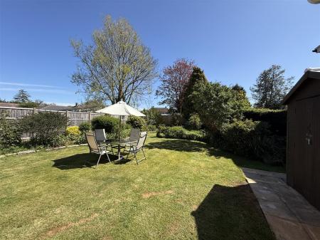 4 bedroom Detached house for sale in Burnside, Rolleston-On-Dove, Burton-On-Trent