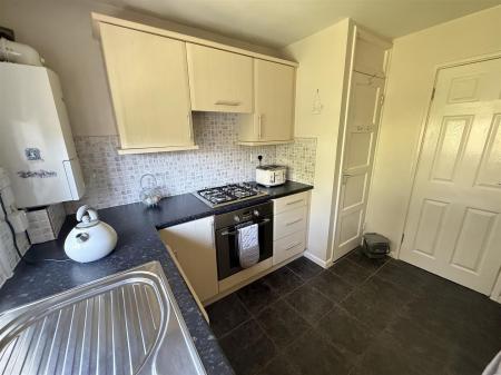 2 bedroom Apartment for sale in Sycamore Road, Burton-On-Trent