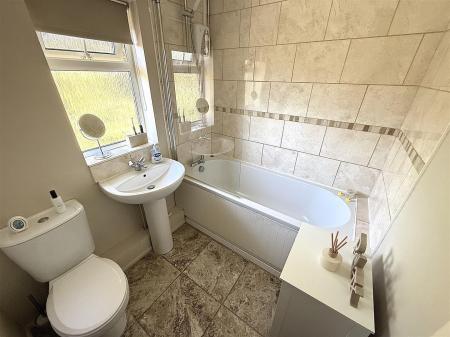 2 bedroom Apartment for sale in Sycamore Road, Burton-On-Trent