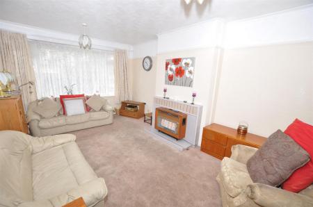 2 bedroom Semi-detached bungalow for sale in Charnwood Road, Burton-On-Trent