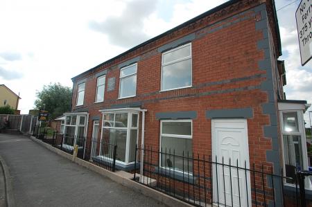 1 bedroom House share to let in Heath Road, Burton Upon Trent, Stapenhill, DE15
