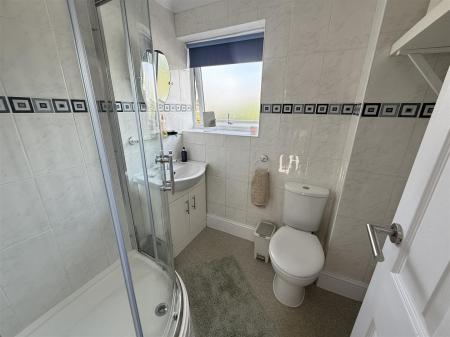 3 bedroom Semi-detached house for sale in Bridgeside, Stretton, Burton-On-Trent