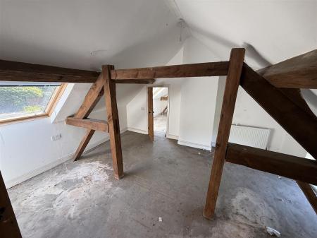 6 bedroom Detached house for sale in Netherseal Road, Chilcote, Swadlincote