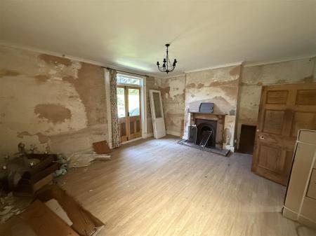 6 bedroom Detached house for sale in Netherseal Road, Chilcote, Swadlincote