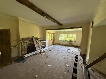 6 bedroom Detached house for sale in Netherseal Road, Chilcote, Swadlincote