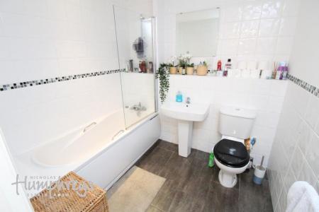 2 bedroom Apartment for sale in Townsend Way, Birmingham