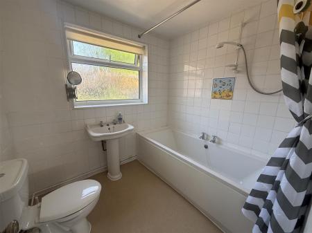 3 bedroom Semi-detached house for sale in Corden Avenue, Stretton, Burton on Trent
