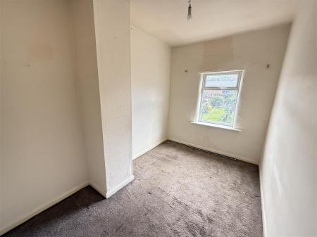 2 bedroom Terraced House for sale in Rosliston Road, Burton-On-Trent