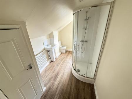 2 bedroom Terraced House for sale in Rosliston Road, Burton-On-Trent