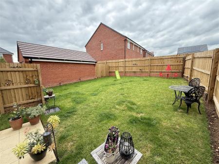 3 bedroom Semi-detached house for sale in Violet Rise, Anslow, DE13 9TS, Anslow
