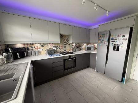3 bedroom Semi-detached house for sale in Roseleigh Crescent, Newhall, Swadlincote