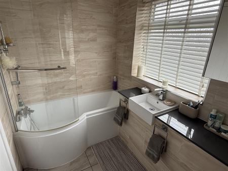 3 bedroom Semi-detached house for sale in Roseleigh Crescent, Newhall, Swadlincote