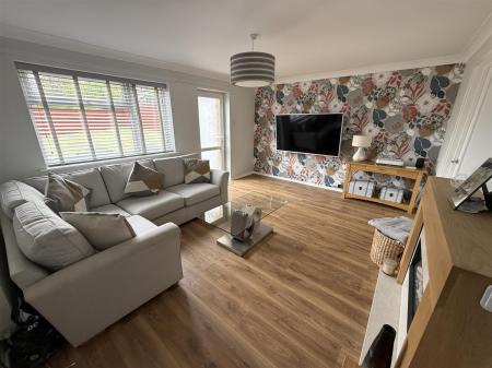 3 bedroom Semi-detached house for sale in Roseleigh Crescent, Newhall, Swadlincote