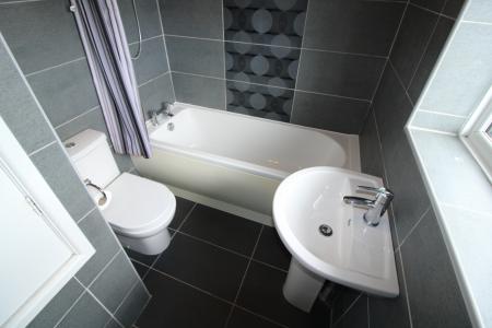 3 bedroom Detached house to let in Burton Road, Staffordshire, Burton upon Trent, DE14