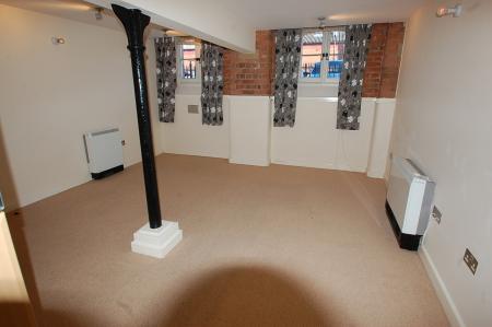 1 bedroom Apartment to let in Horninglow Street, Burton upon Trent, DE14