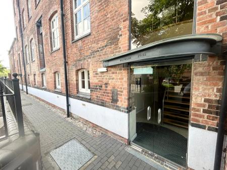 1 bedroom Apartment to let in Horninglow Street, Burton upon Trent, DE14