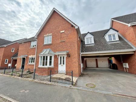 3 bedroom Semi-detached house to let in Heather Close, Burton Upon Trent, Branston, DE14
