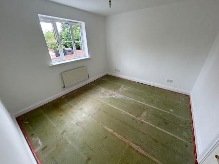 3 bedroom Semi-detached house to let in Heather Close, Burton Upon Trent, Branston, DE14