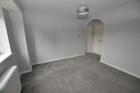 1 bedroom Flat to let in Nicklaus Close, Staffordshire, Burton upon Trent, DE14