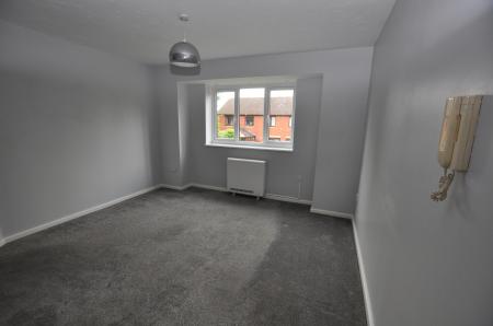 1 bedroom Flat to let in Nicklaus Close, Staffordshire, Burton upon Trent, DE14