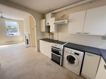 2 bedroom Terraced House for sale in Stanton Road, Burton-On-Trent