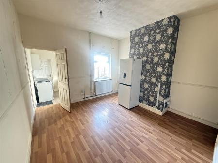 3 bedroom Terraced House for sale in All Saints Road, Burton-On-Trent