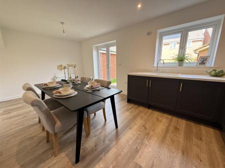 3 bedroom Detached house for sale in Hillside Road, Tatenhill, Burton-On-Trent