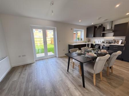3 bedroom Detached house for sale in Hillside Road, Tatenhill, Burton-On-Trent