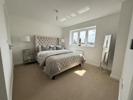 3 bedroom Detached house for sale in Hillside Road, Tatenhill, Burton-On-Trent