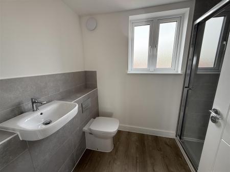 5 bedroom Detached house for sale in Hillside Road, Tatenhill, Burton-On-Trent