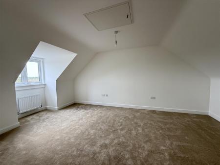 5 bedroom Detached house for sale in Hillside Road, Tatenhill, Burton-On-Trent
