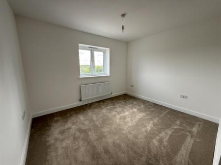 5 bedroom Detached house for sale in Hillside Road, Tatenhill, Burton-On-Trent