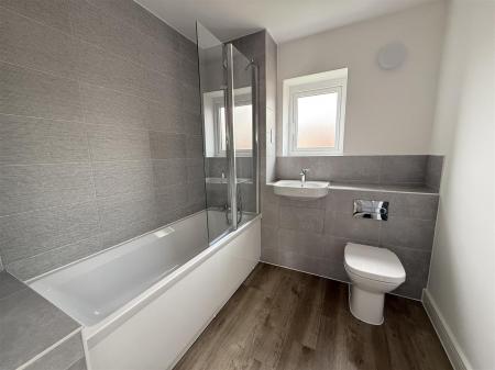5 bedroom Detached house for sale in Hillside Road, Tatenhill, Burton-On-Trent