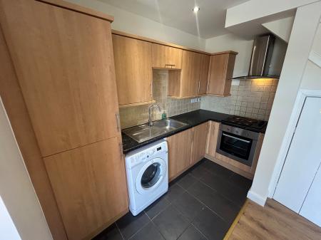 1 bedroom Flat to let in Wood Street, Staffordshire, Burton upon Trent, DE14