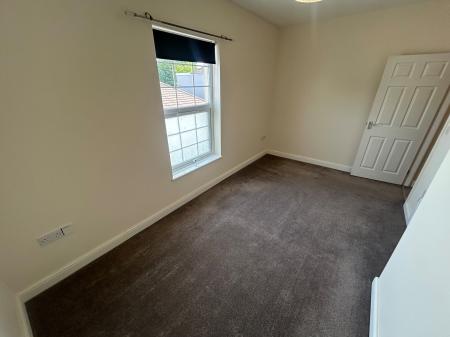1 bedroom Flat to let in Wood Street, Staffordshire, Burton upon Trent, DE14