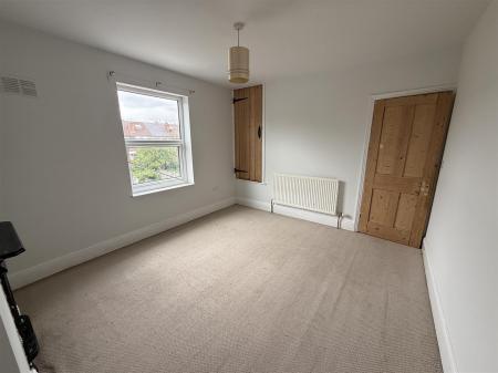 2 bedroom Terraced House for sale in Balfour Street, Burton-On-Trent