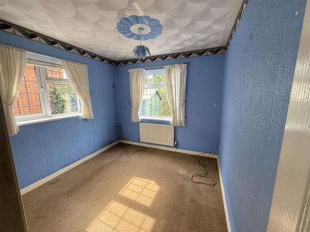 2 bedroom Detached bungalow for sale in Chatsworth Drive, Tutbury, Burton-On-Trent