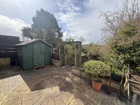 2 bedroom Detached bungalow for sale in Chatsworth Drive, Tutbury, Burton-On-Trent