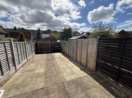 2 bedroom End of terrace house for sale in Saw Mill Way, Burton-On-Trent