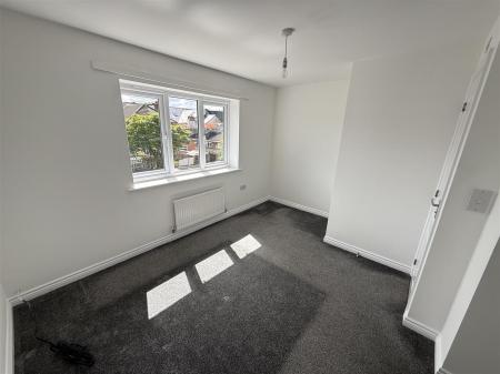 2 bedroom End of terrace house for sale in Saw Mill Way, Burton-On-Trent
