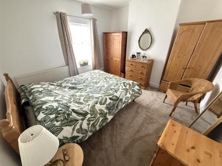 3 bedroom Terraced House for sale in Belvedere Road, Woodville, Swadlincote