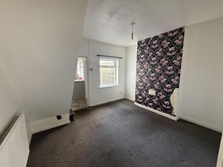 2 bedroom Terraced House for sale in Goodman Street, Burton-On-Trent
