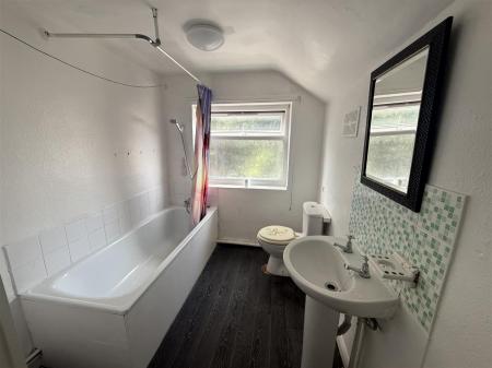 2 bedroom Terraced House for sale in Goodman Street, Burton-On-Trent